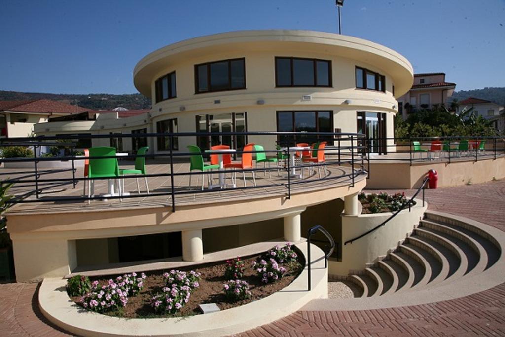 Hotel Resort Lido Degli Aranci 维博瓦伦蒂亚 外观 照片