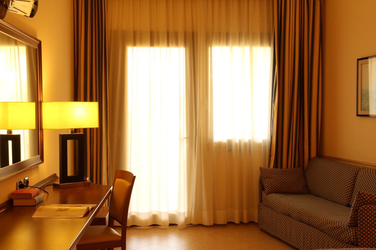 Hotel Resort Lido Degli Aranci 维博瓦伦蒂亚 外观 照片